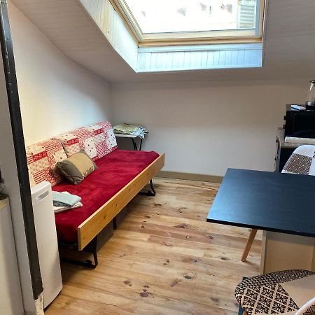Les Studios Meubles De L'Avenue Bouloumie فيتيل المظهر الخارجي الصورة